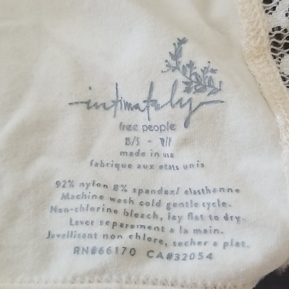 Intimately Free People Seameless and Lace Bandeau - Picture 5 of 6